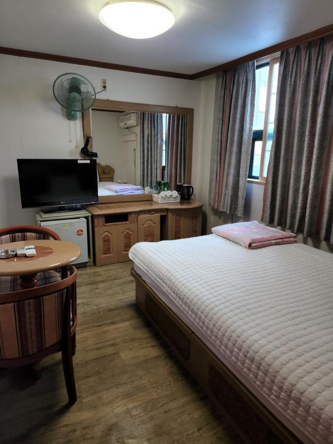 Daeho Motel Busan Eksteriør billede